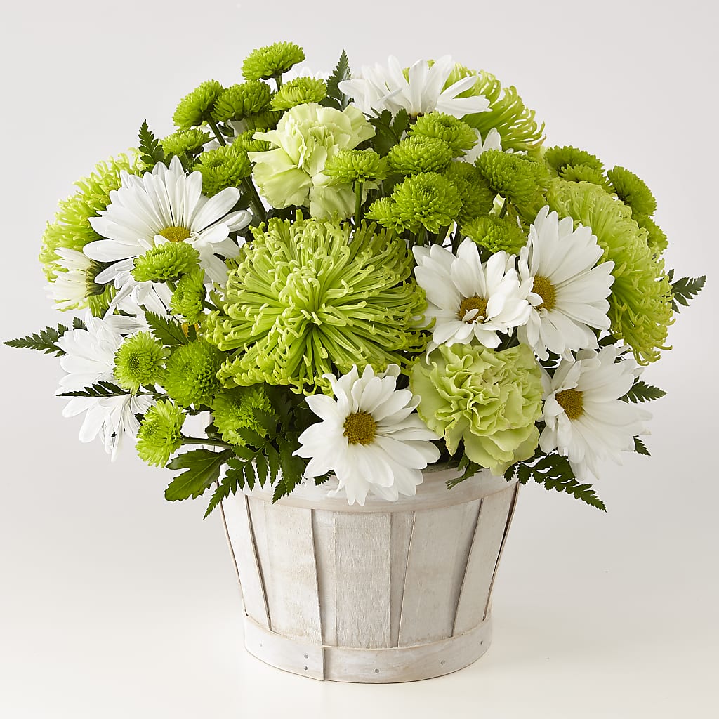 Lucky Charm Basket (Standard) – TAMMIE'S COUNTRY FLORIST, Hurlock MD