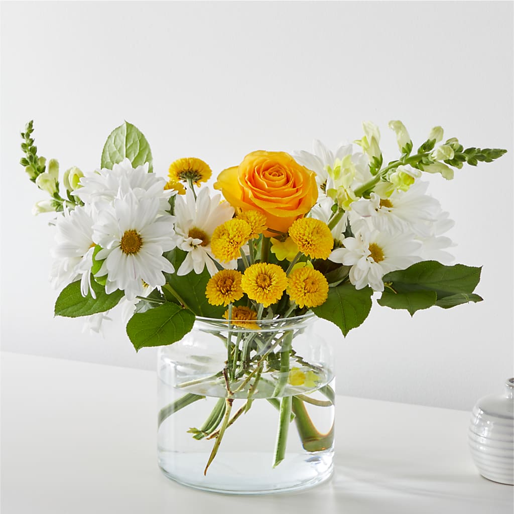 Sun Salutation Bouquet – TAMMIE'S COUNTRY FLORIST, Hurlock MD