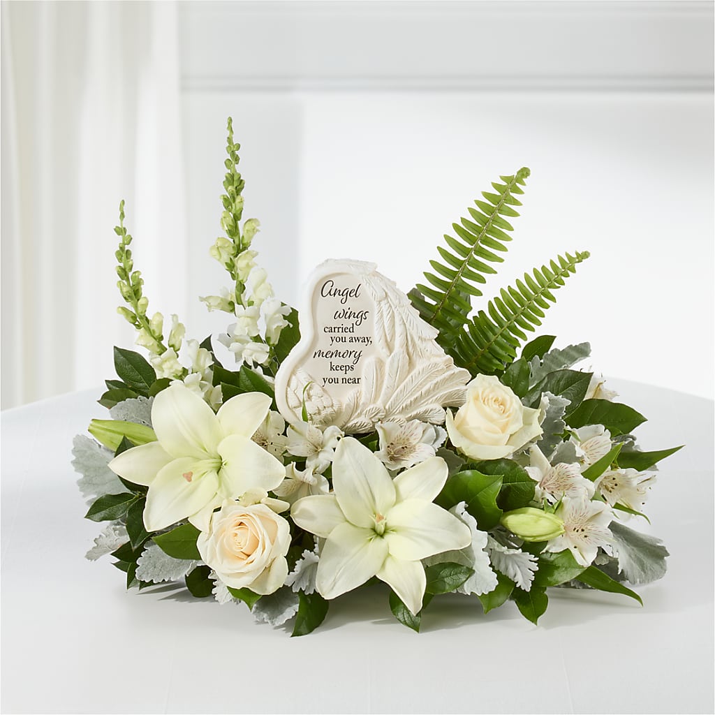 Holding You Close Arrangement – TAMMIE'S COUNTRY FLORIST, Hurlock MD