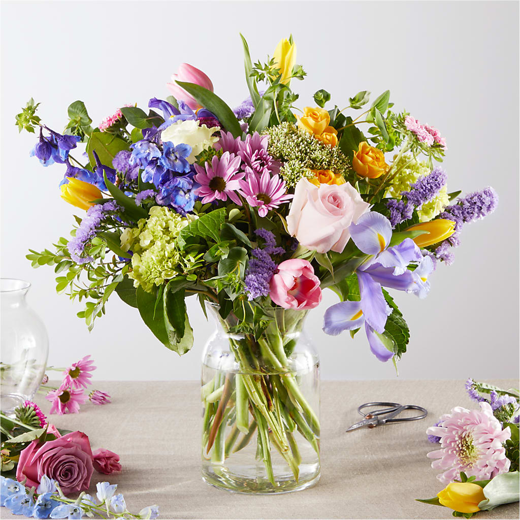 Pastel Tradition - A Florist Original – TAMMIE'S COUNTRY FLORIST, Hurlock MD