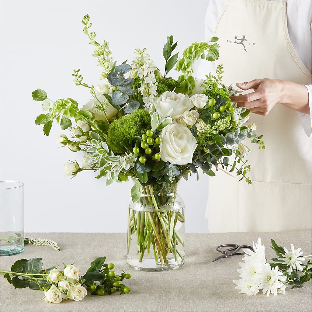 Irish Garden - A Florist Original – TAMMIE'S COUNTRY FLORIST, Hurlock MD
