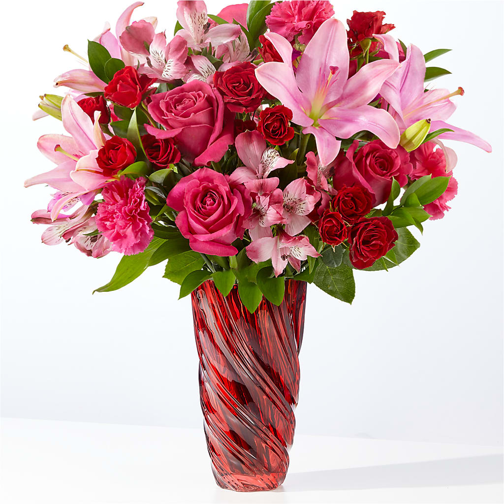 In Love Bouquet with Luxe Swirl Vase – TAMMIE'S COUNTRY FLORIST, Hurlock MD