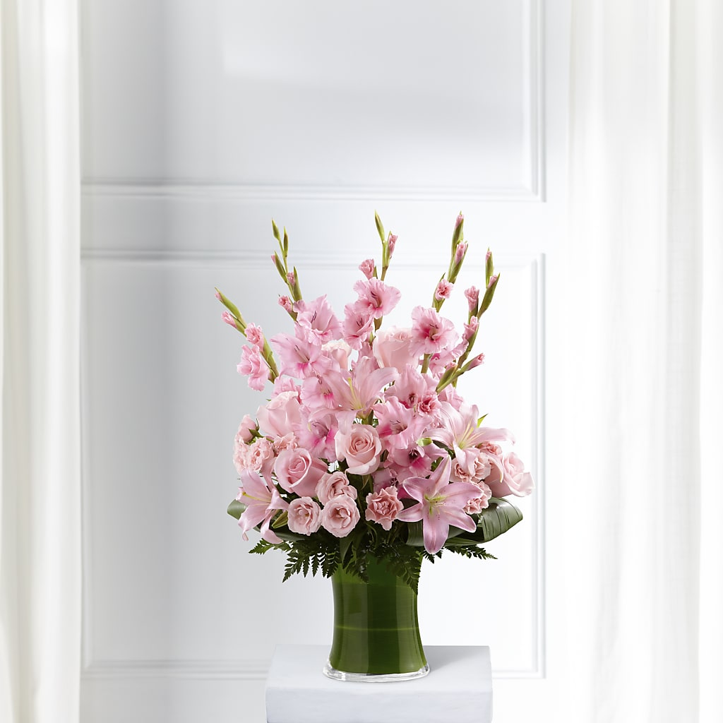 Lovely Tribute Bouquet – TAMMIE'S COUNTRY FLORIST, Hurlock MD