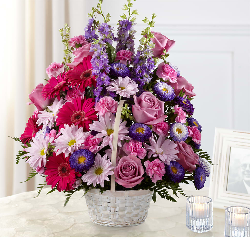 Pastel Peace Basket – TAMMIE'S COUNTRY FLORIST, Hurlock MD