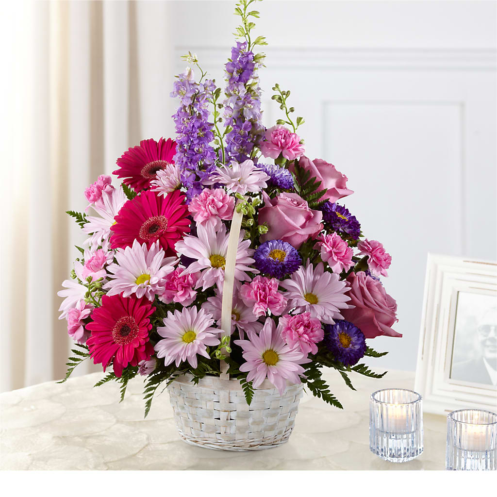 Pastel Peace Basket – TAMMIE'S COUNTRY FLORIST, Hurlock MD