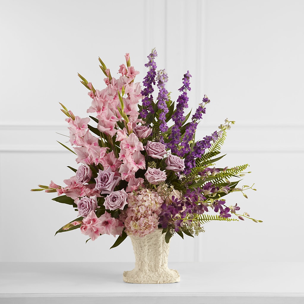 Flowing Garden Arrangement – TAMMIE'S COUNTRY FLORIST, Hurlock MD