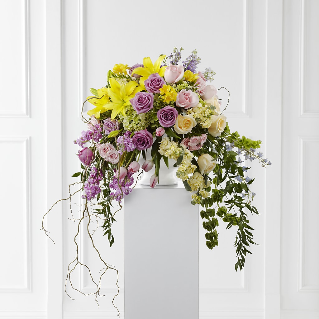 Display of Affection Arrangement – TAMMIE'S COUNTRY FLORIST, Hurlock MD
