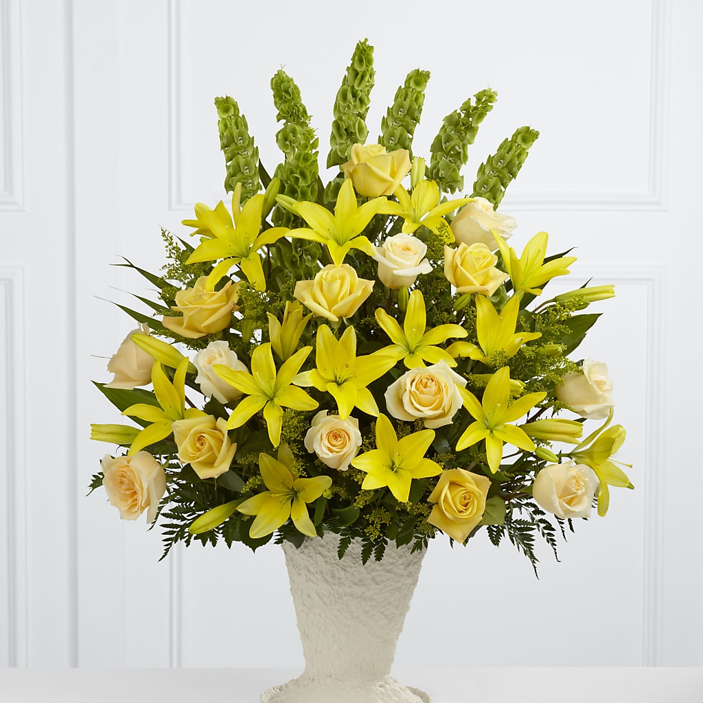 Golden Memories Arrangement – TAMMIE'S COUNTRY FLORIST, Hurlock MD