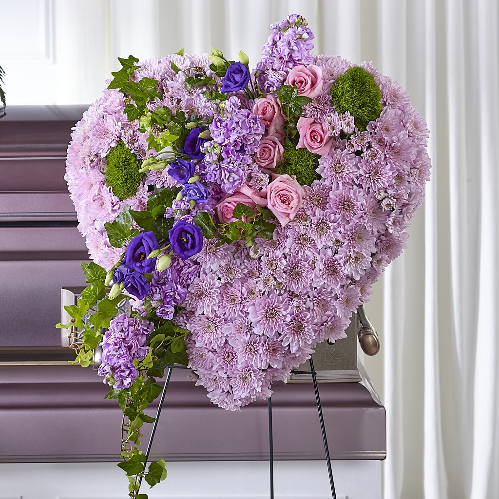 Treasured Love Standing Heart – TAMMIE'S COUNTRY FLORIST, Hurlock MD