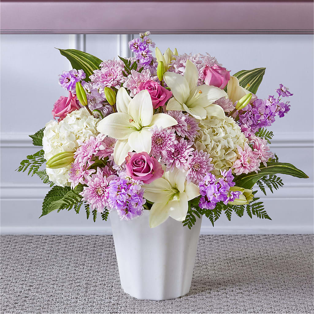 Heaven Sent Floor Basket – TAMMIE'S COUNTRY FLORIST, Hurlock MD