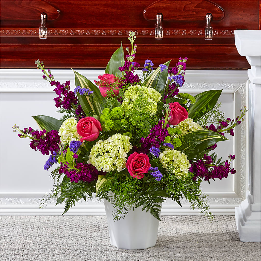 Beautiful Horizons Floor Basket – TAMMIE'S COUNTRY FLORIST, Hurlock MD