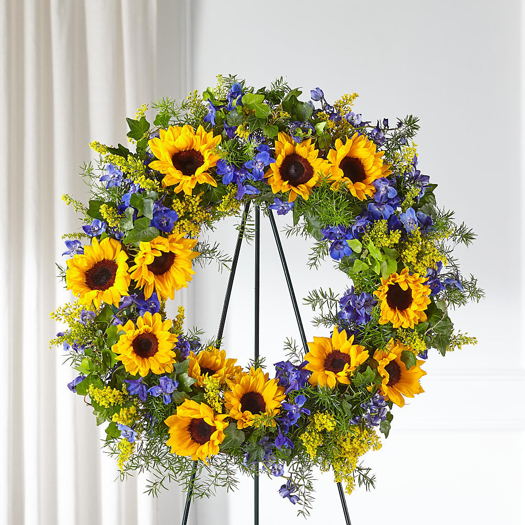 Bright Rays Wreath – TAMMIE'S COUNTRY FLORIST, Hurlock MD