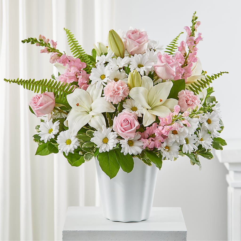 Soft Touch Tabletop Basket – TAMMIE'S COUNTRY FLORIST, Hurlock MD