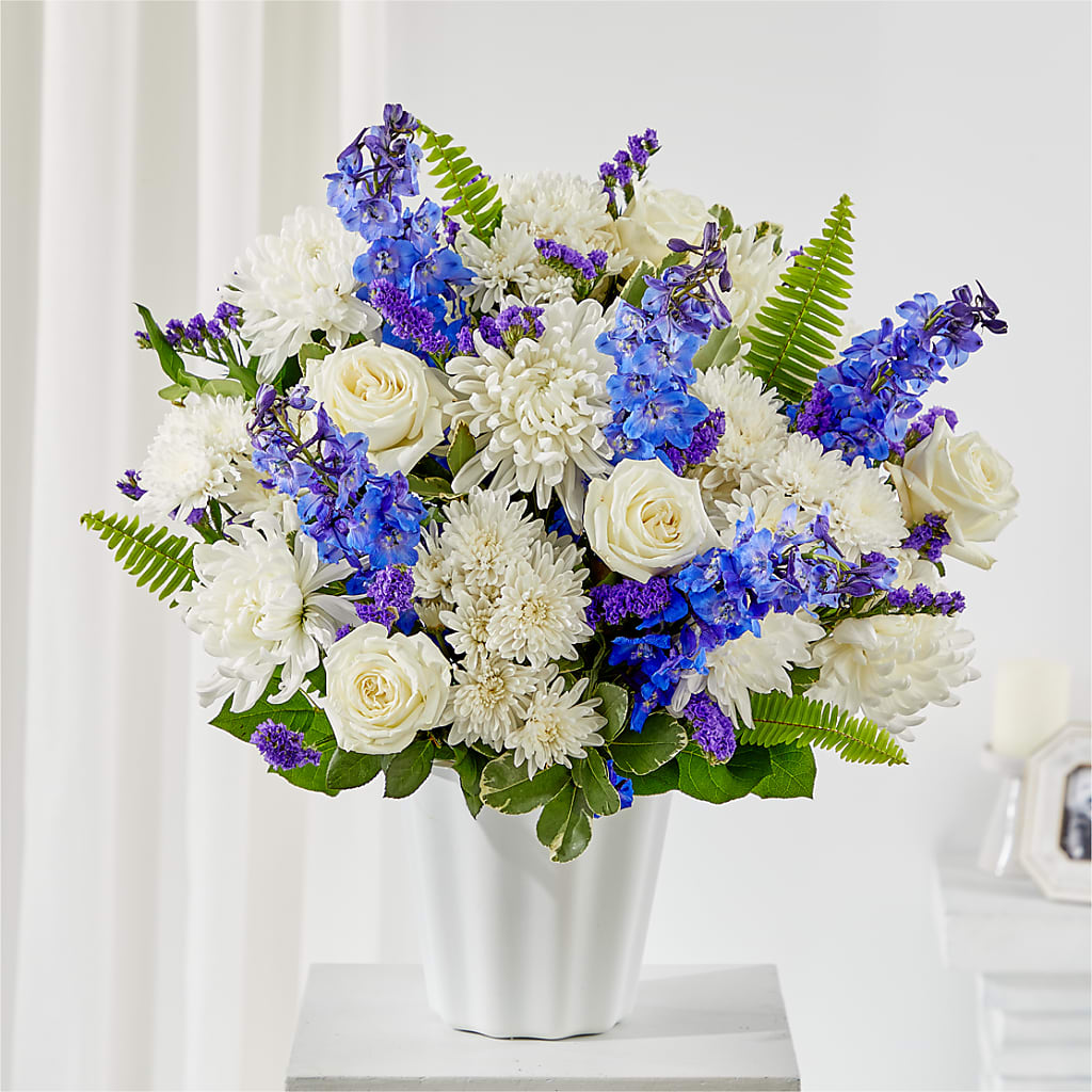 Hold Dear Tabletop Basket – TAMMIE'S COUNTRY FLORIST, Hurlock MD