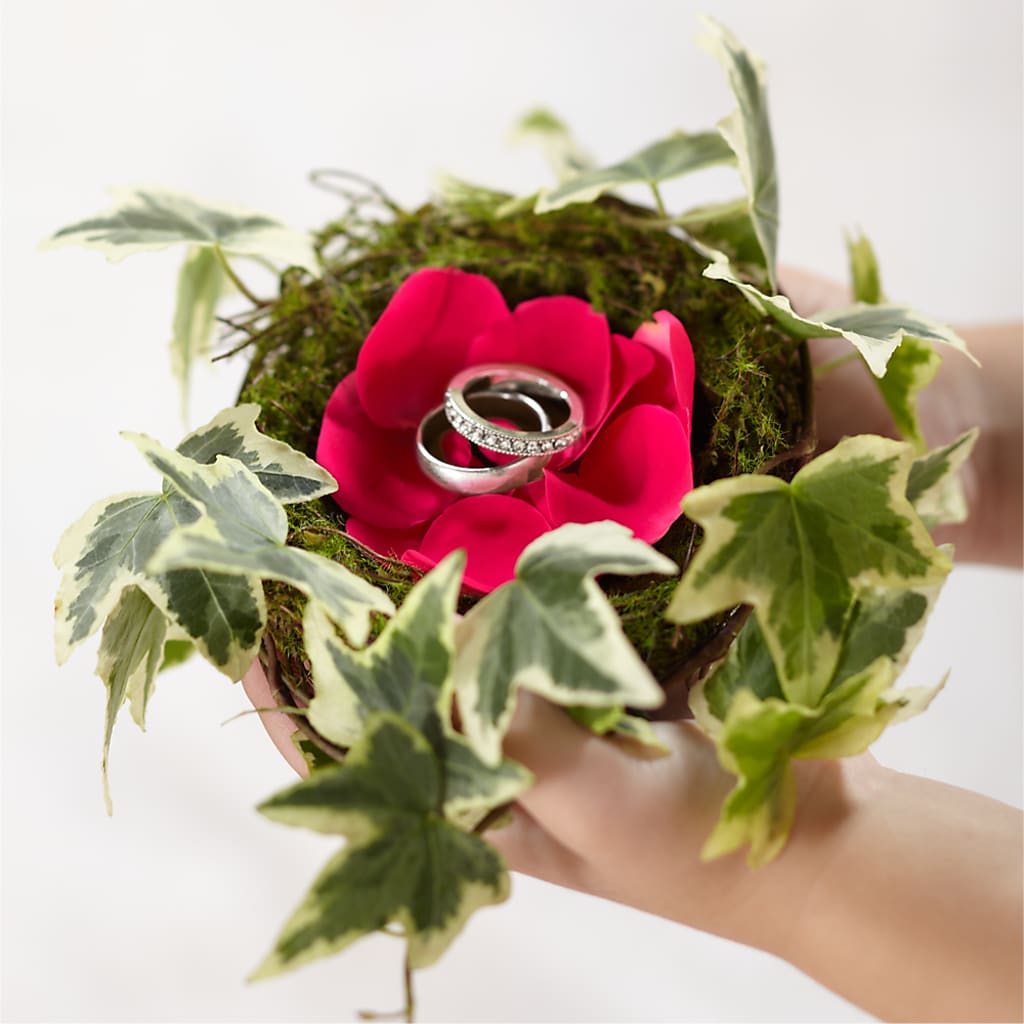 Lila Rose Ring Nest – TAMMIE'S COUNTRY FLORIST, Hurlock MD