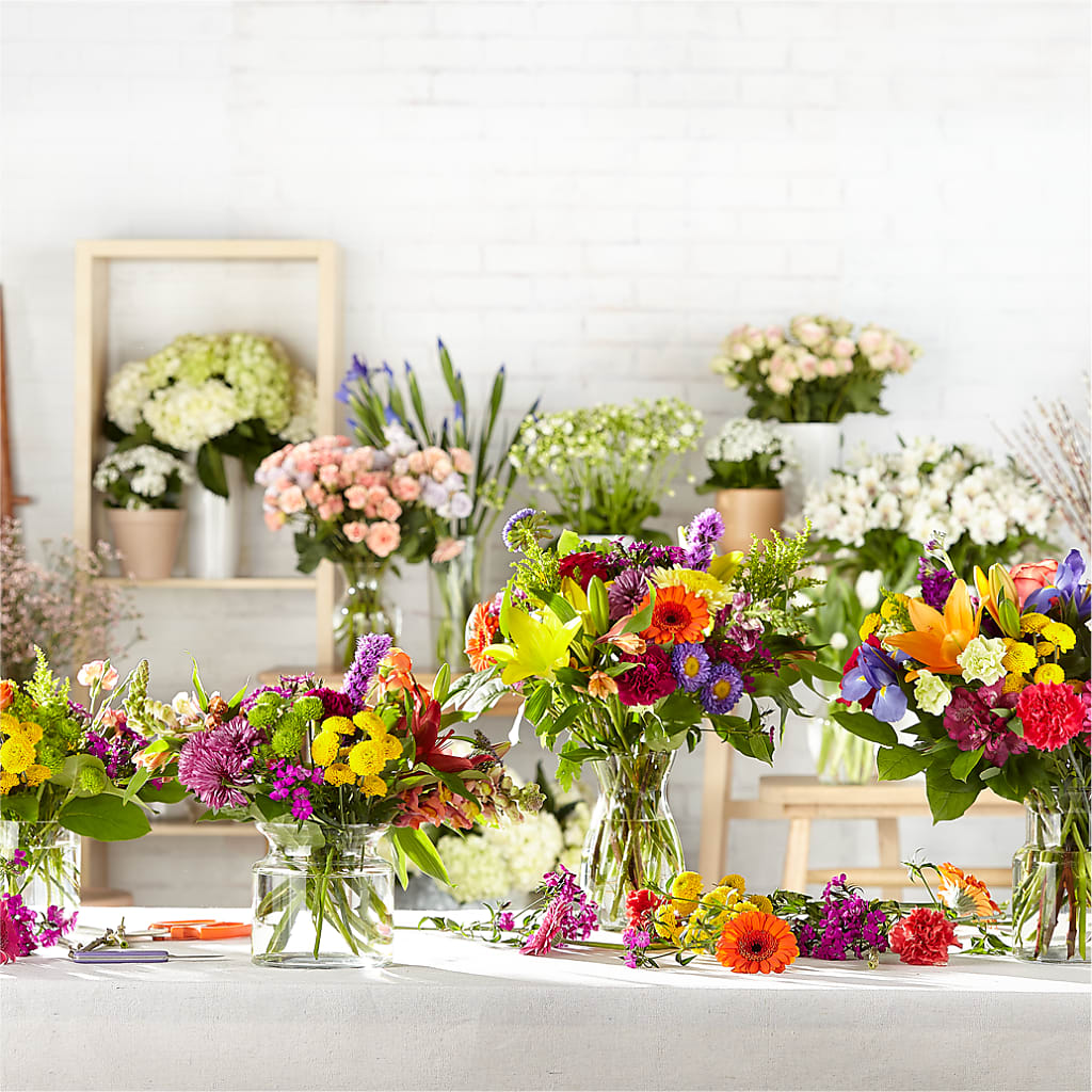 Bold & Bright – A Florist Original – TAMMIE'S COUNTRY FLORIST, Hurlock MD