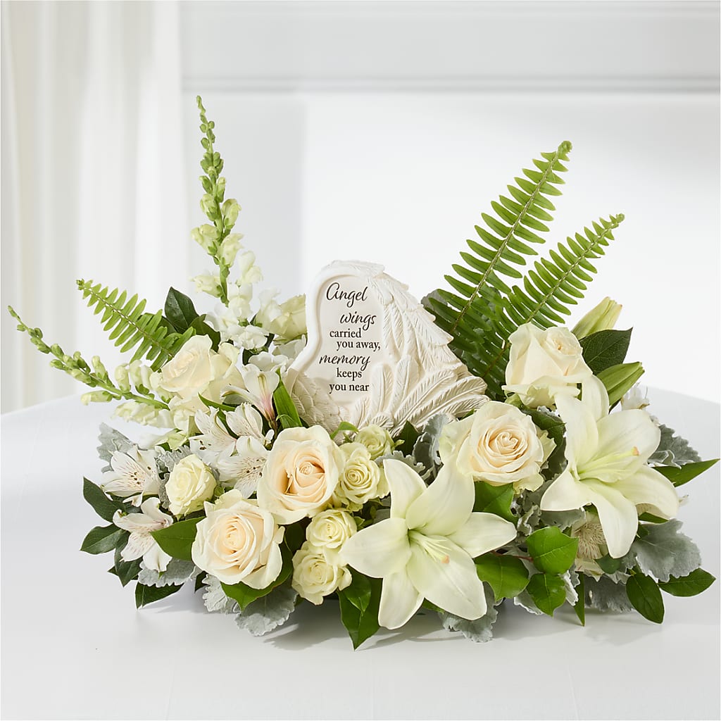 Holding You Close Arrangement – TAMMIE'S COUNTRY FLORIST, Hurlock MD