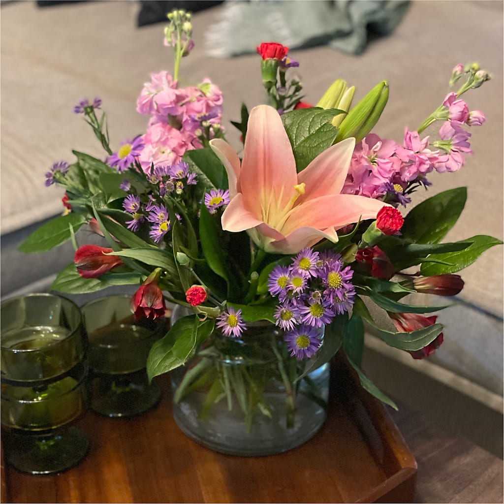 Romantique Bouquet – TAMMIE'S COUNTRY FLORIST, Hurlock MD