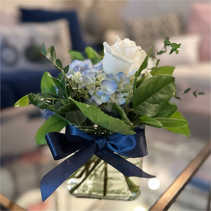 Sky Blue Delight Bouquet – TAMMIE'S COUNTRY FLORIST, Hurlock MD