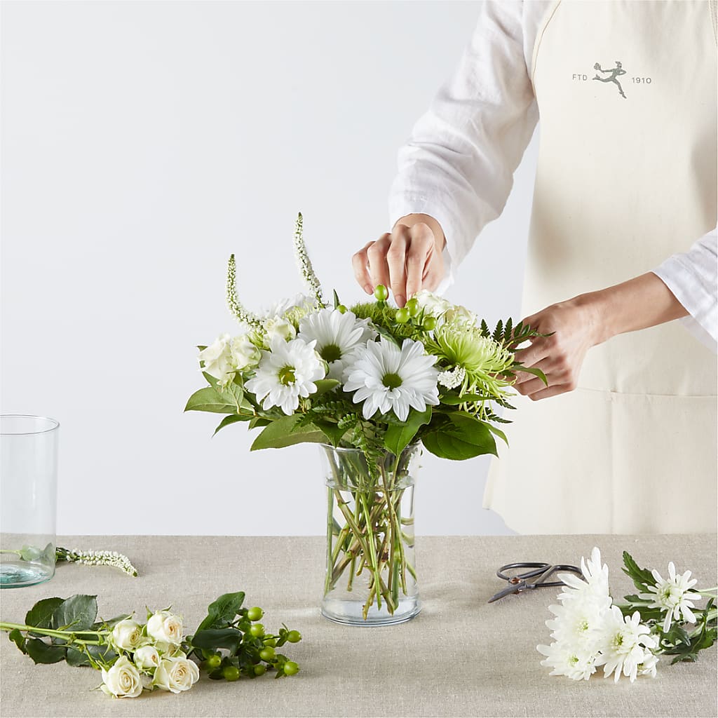 Irish Garden - A Florist Original – TAMMIE'S COUNTRY FLORIST, Hurlock MD