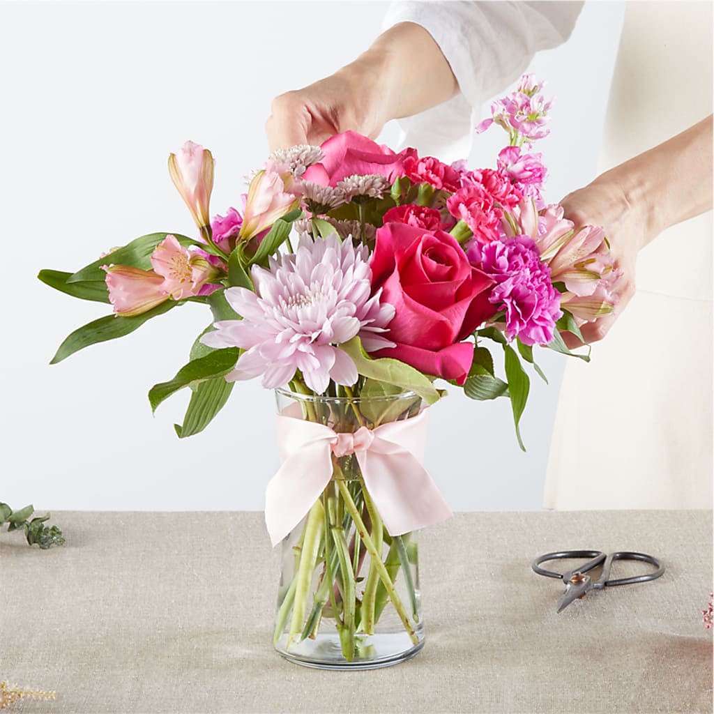 Pink Ribbon - A Florist Original – TAMMIE'S COUNTRY FLORIST, Hurlock MD