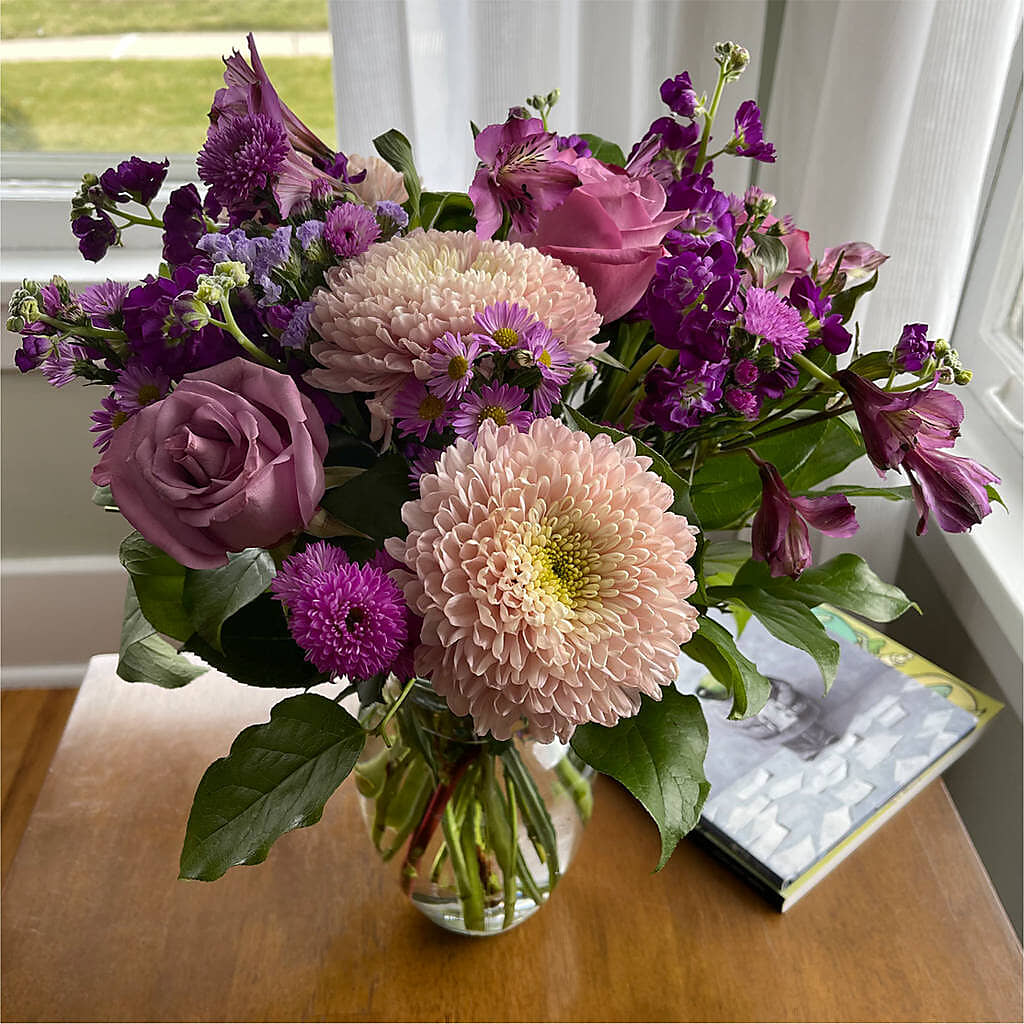 Ultraviolet Bouquet – TAMMIE'S COUNTRY FLORIST, Hurlock MD