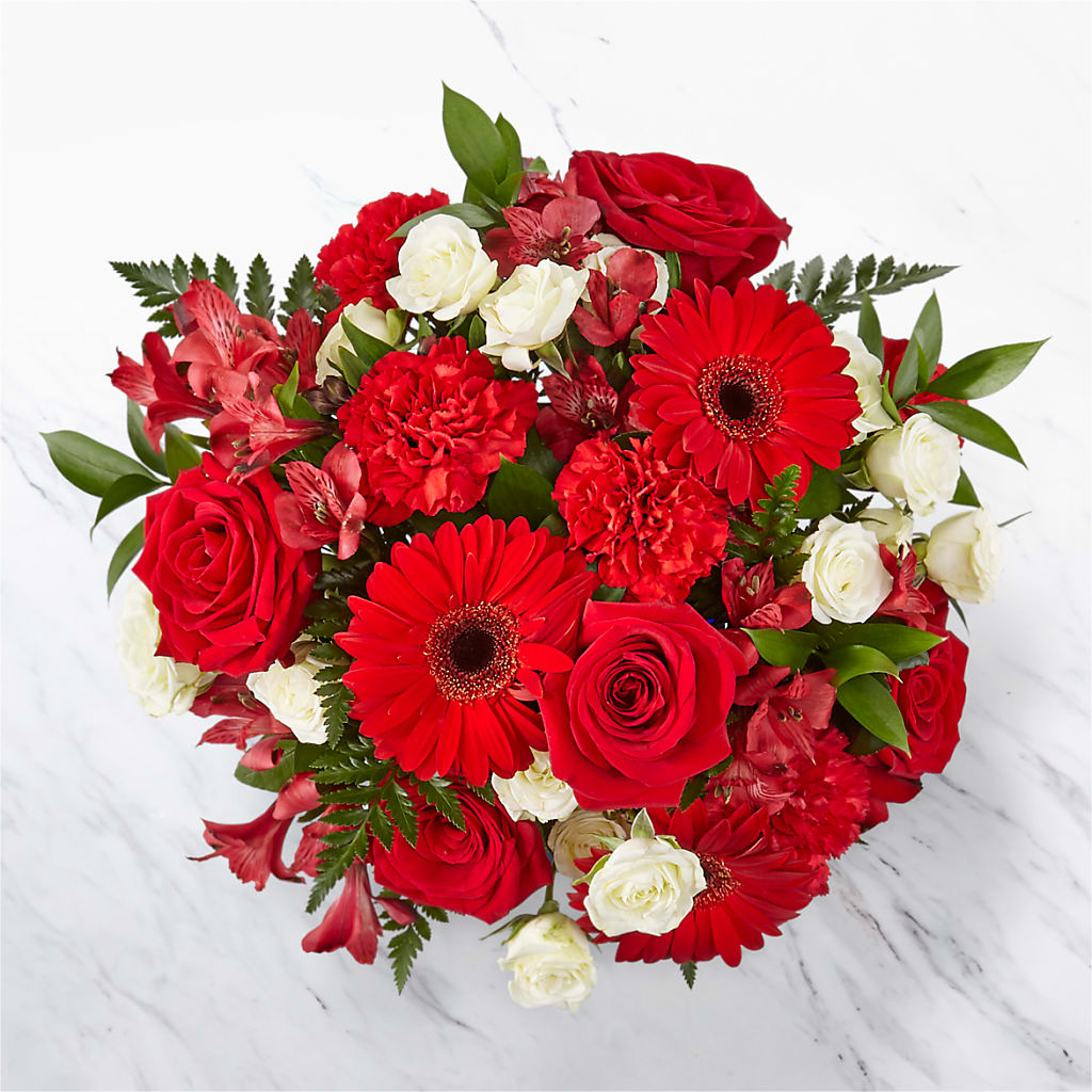 Hearts Embrace Bouquet – TAMMIE'S COUNTRY FLORIST, Hurlock MD