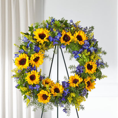 Bright Rays Wreath – TAMMIE'S COUNTRY FLORIST, Hurlock MD