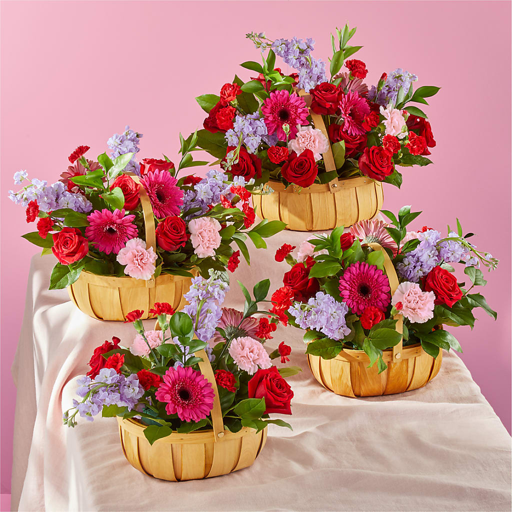 Pink Picnic Basket – TAMMIE'S COUNTRY FLORIST, Hurlock MD
