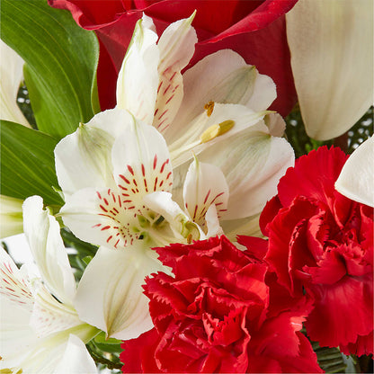 Holiday Season Bouquet – TAMMIE'S COUNTRY FLORIST, Hurlock MD