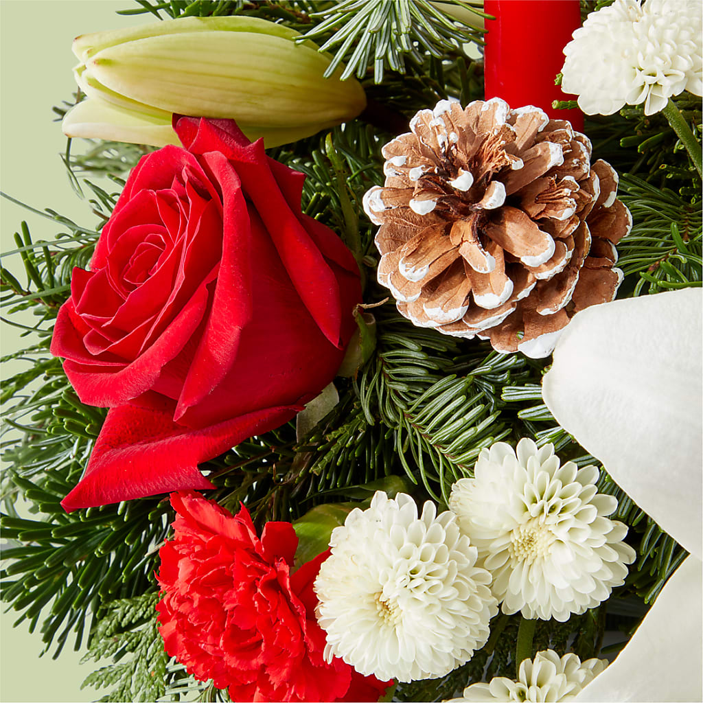 Seasonal Festivities Centerpiece – TAMMIE'S COUNTRY FLORIST, Hurlock MD