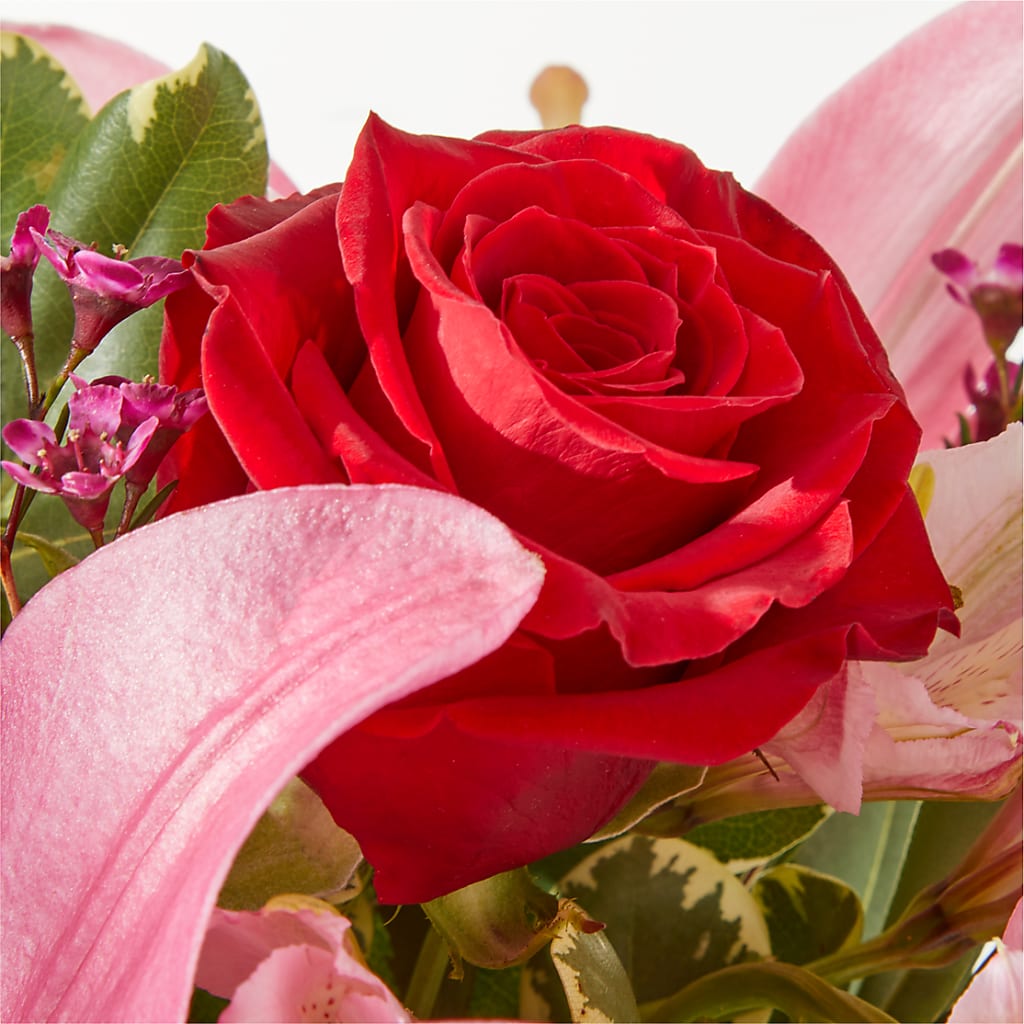 Lucky in Love Bouquet – TAMMIE'S COUNTRY FLORIST, Hurlock MD