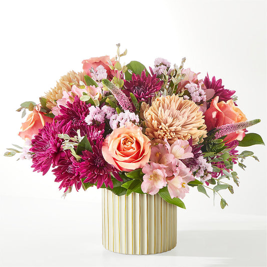 Berry Cobbler Bouquet with Ivory Vase – TAMMIE'S COUNTRY FLORIST, Hurlock MD