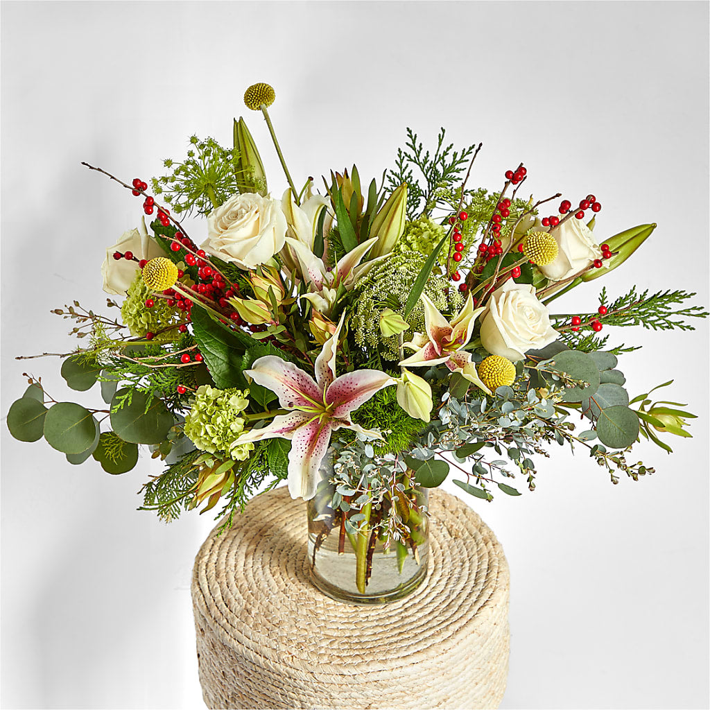 Berry & Bright Bouquet – TAMMIE'S COUNTRY FLORIST, Hurlock MD
