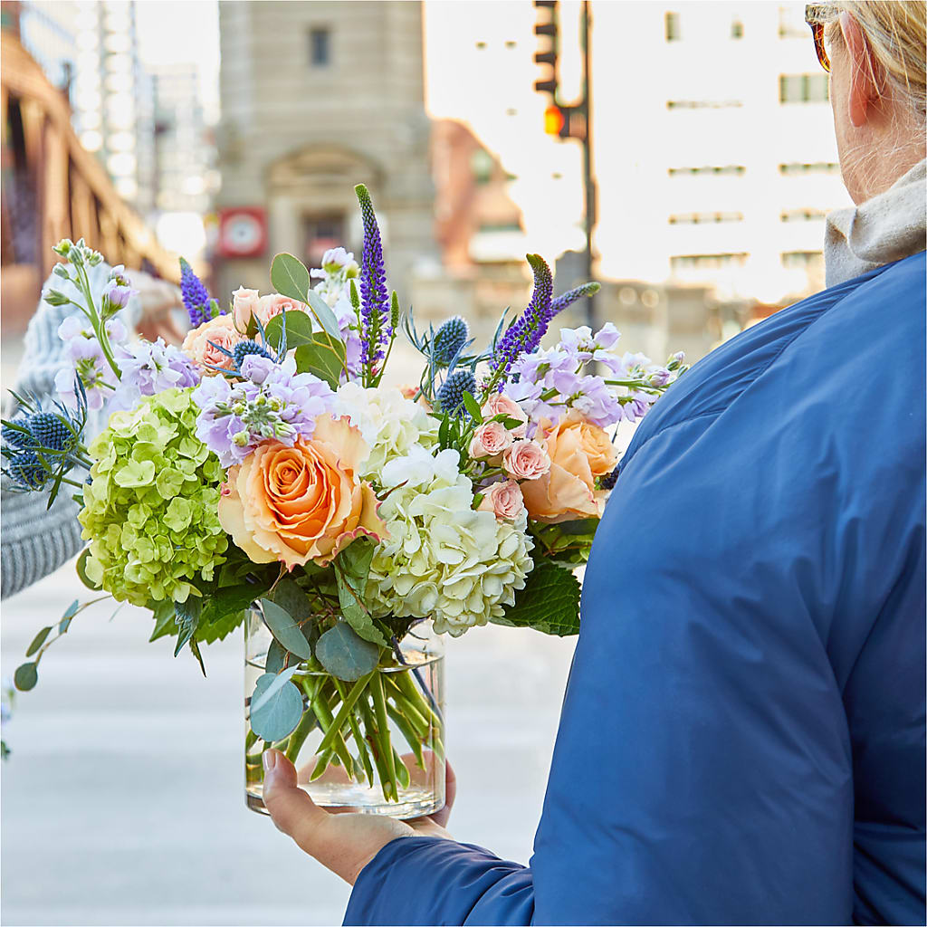 Porch Swing Bouquet – TAMMIE'S COUNTRY FLORIST, Hurlock MD