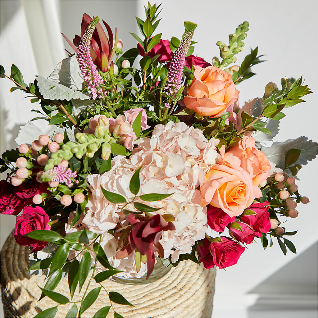 Glitz & Glam Bouquet – TAMMIE'S COUNTRY FLORIST, Hurlock MD
