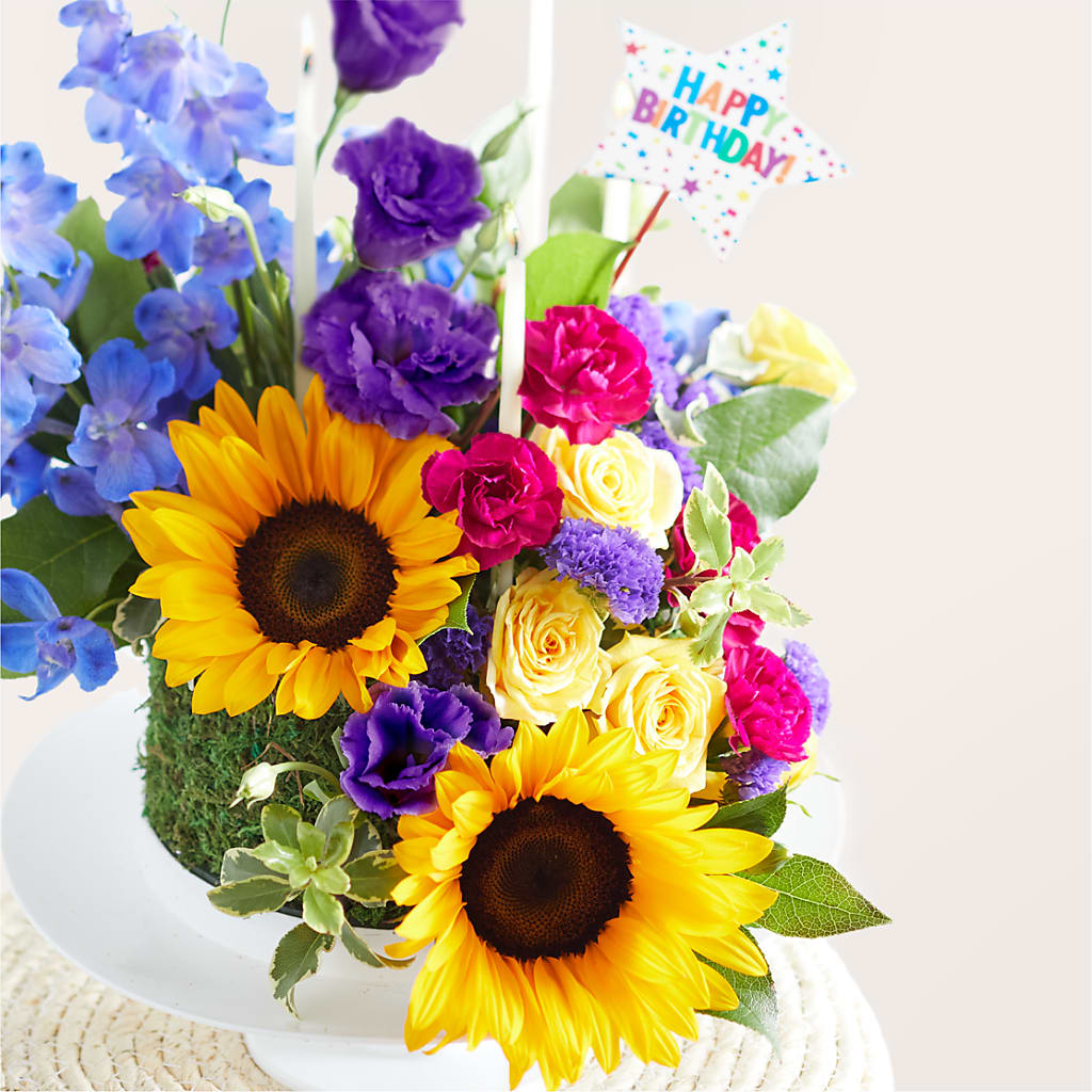Star of the Day Floral Cake – TAMMIE'S COUNTRY FLORIST, Hurlock MD