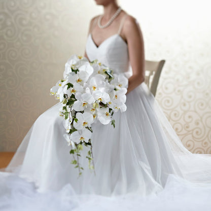 Classic White Bouquet – TAMMIE'S COUNTRY FLORIST, Hurlock MD